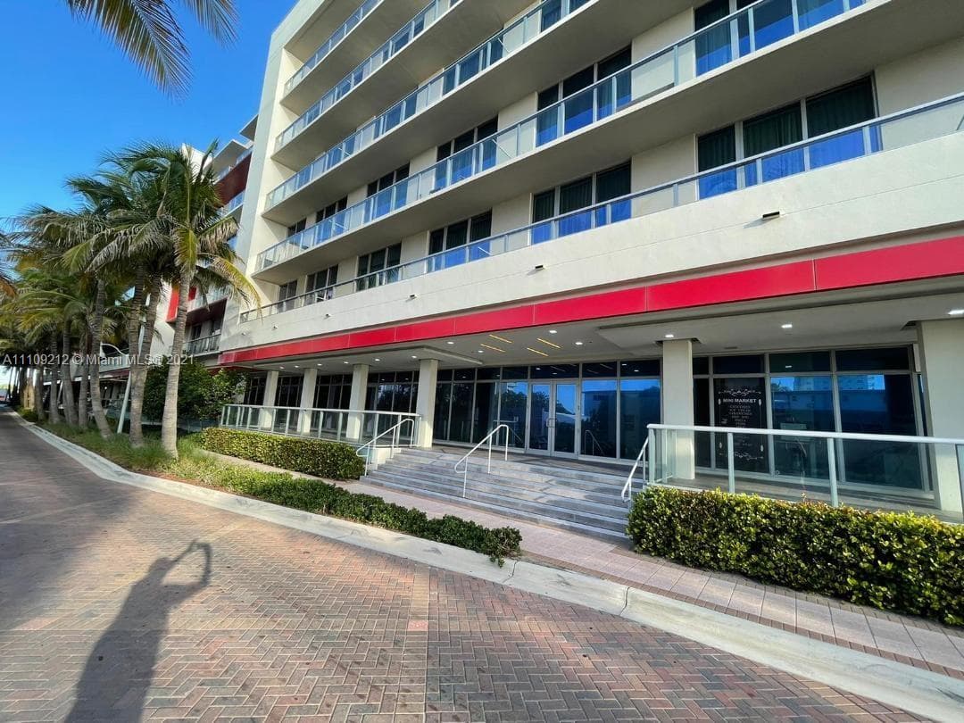 777 N Ocean Dr # N107