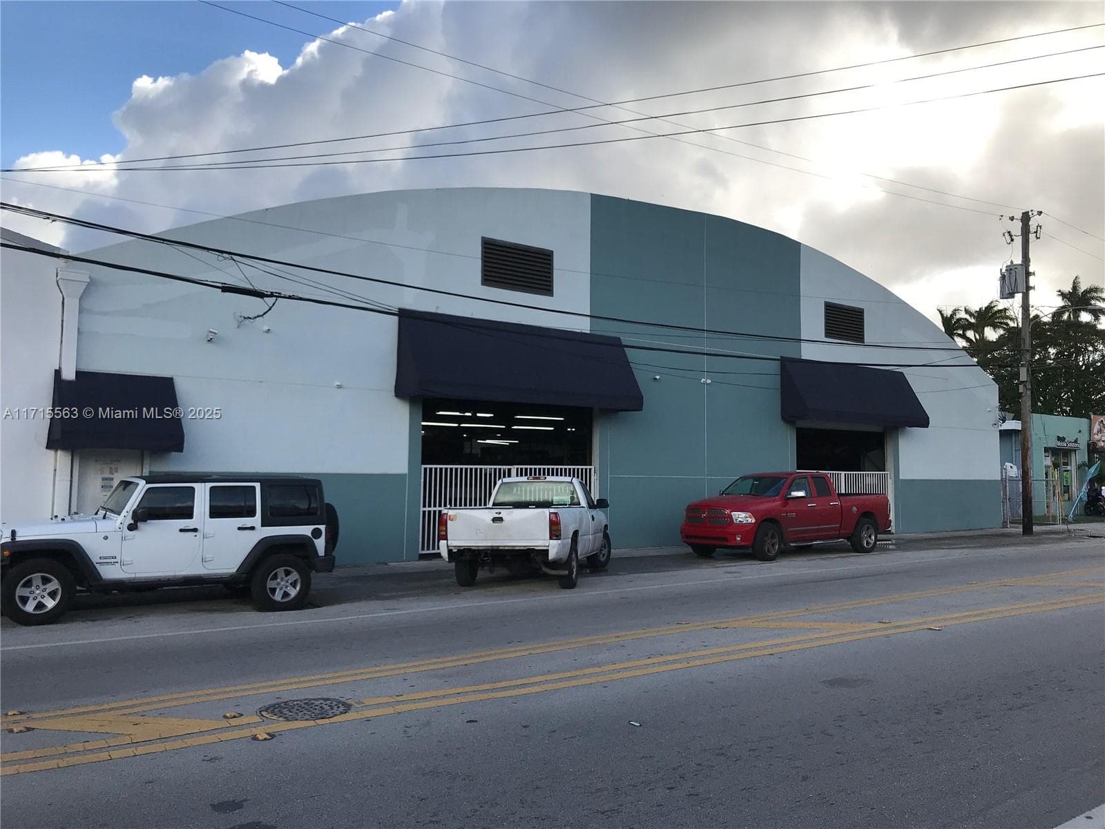 1628 NW 28th St