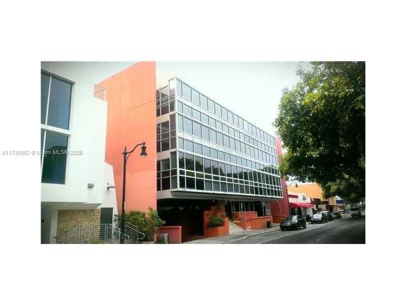 1385 SW 22 # 203