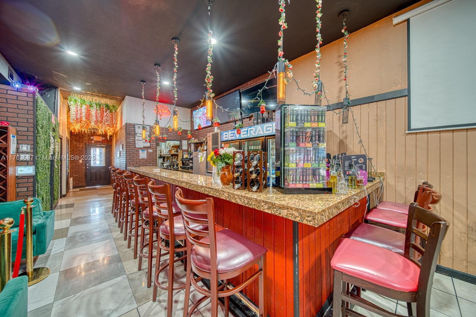 HIGHLY PROFITABLE Restaurant-Bar For Sale on 8th St
