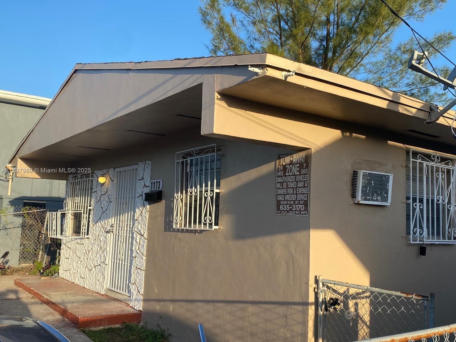 1173 NW 65th St