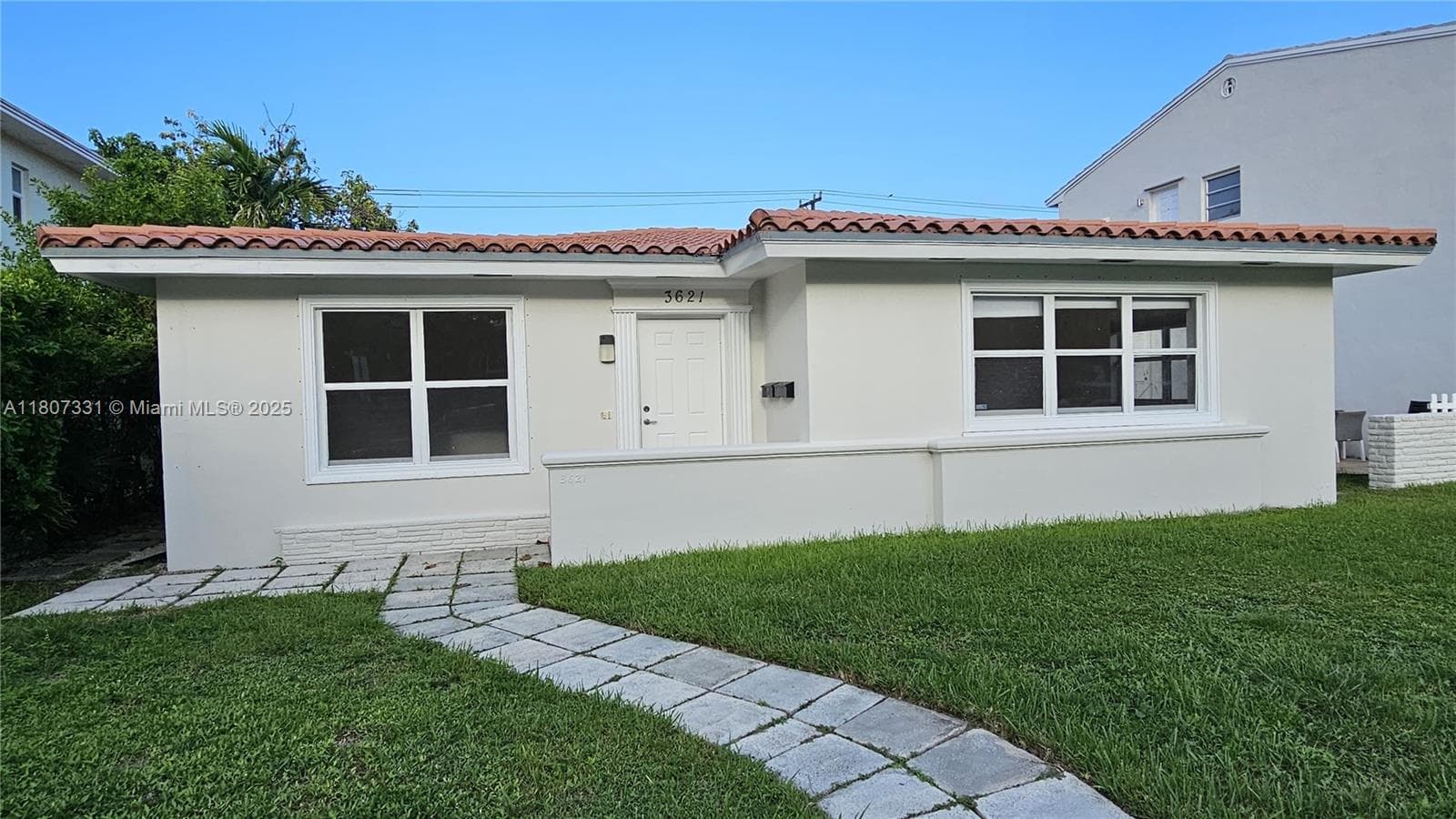 3621 Ponce De Leon Blvd