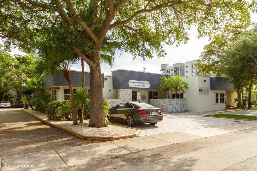 212 SE 8th Street
