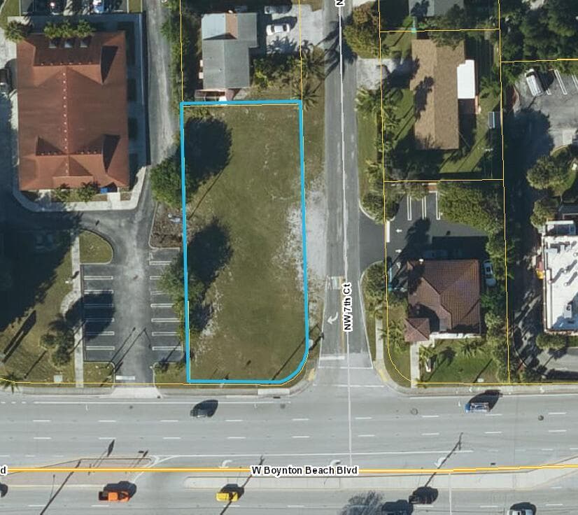 711 W Boynton Beach Boulevard
