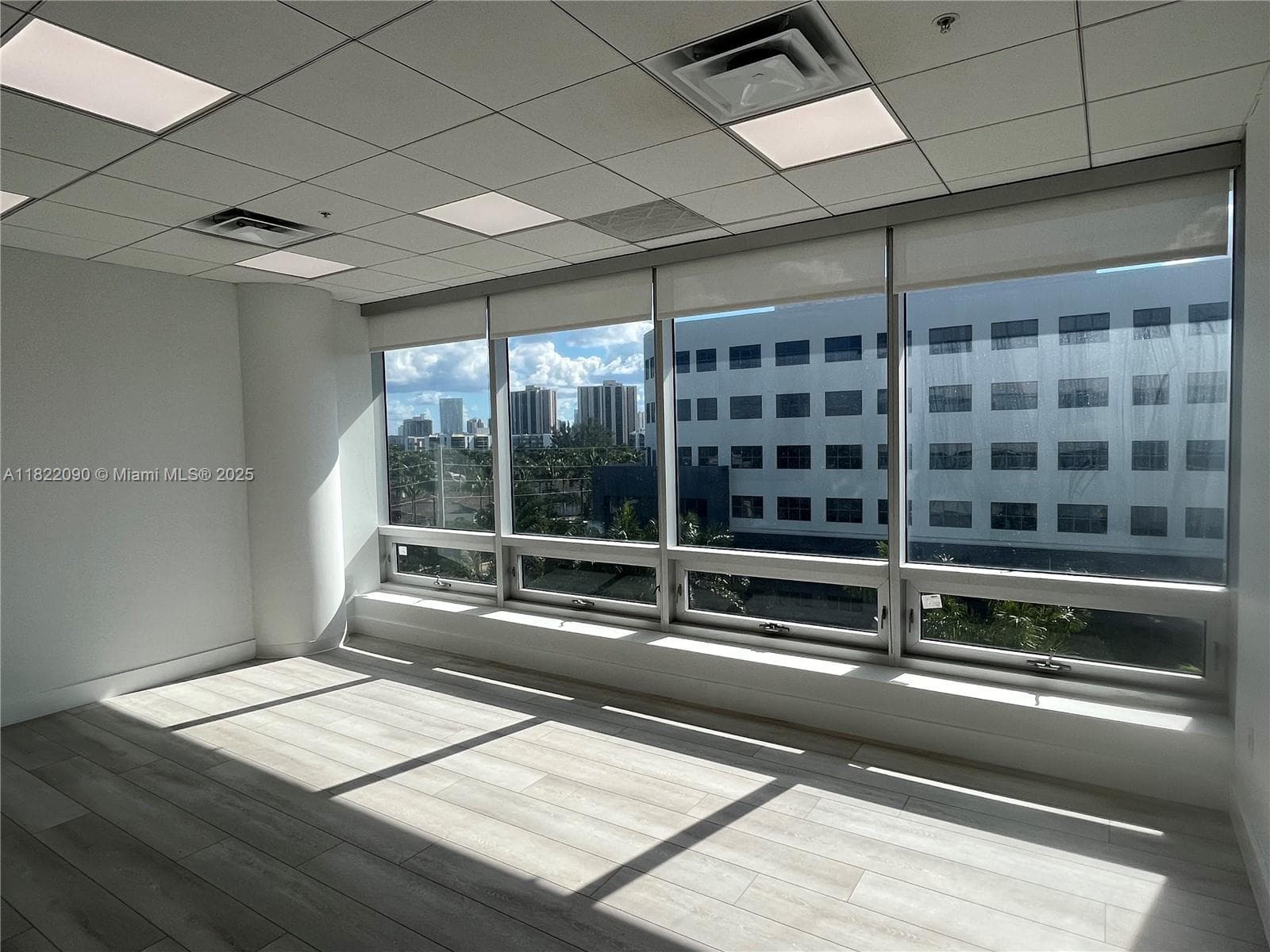 20900 NE 30th Ave # 412