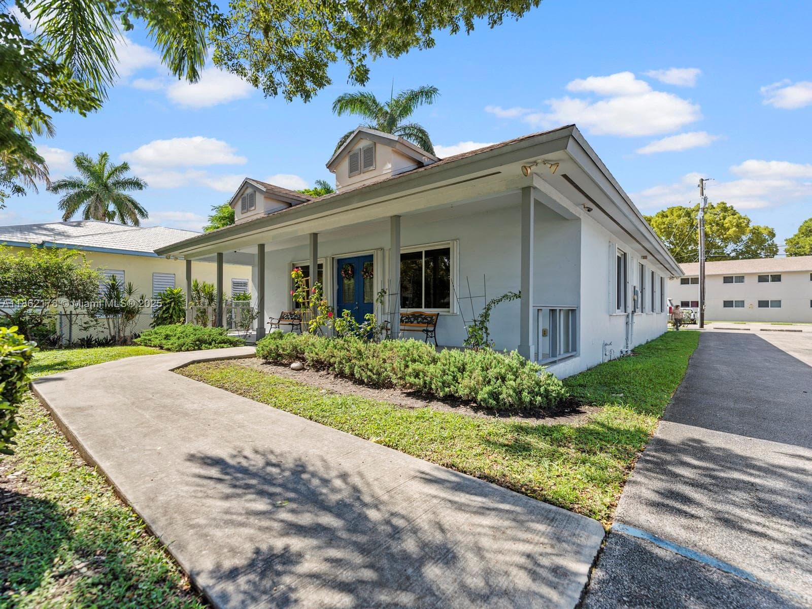 45 NW 4th St