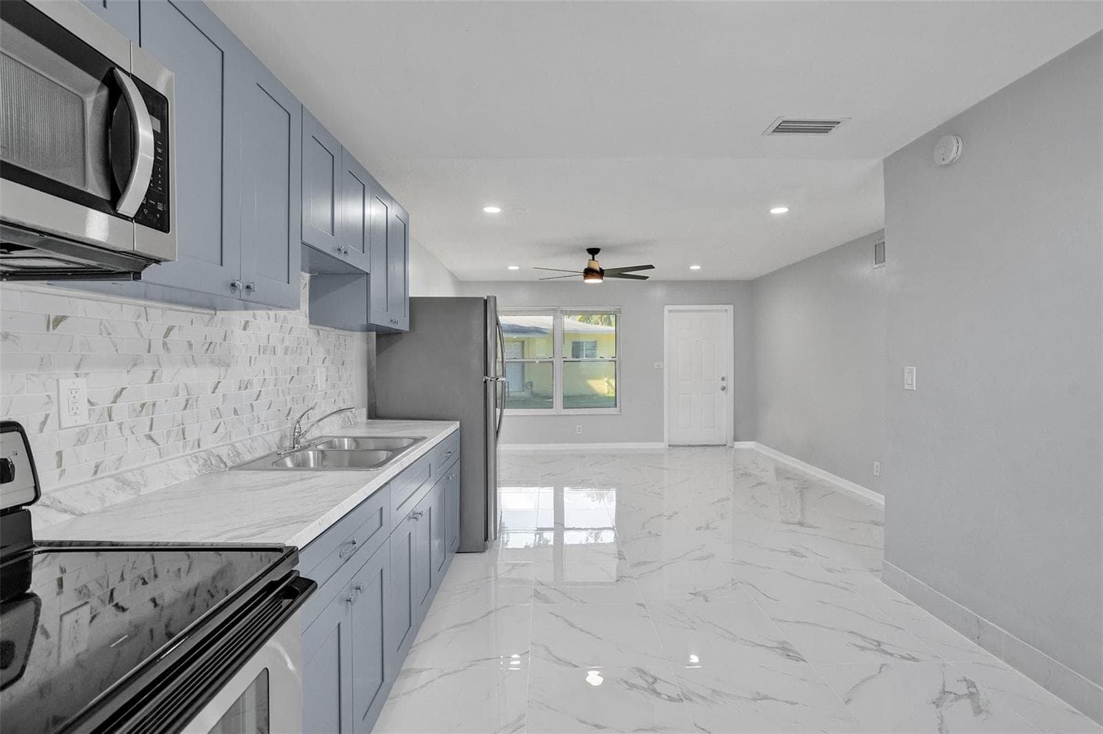 260 NE 41st Street