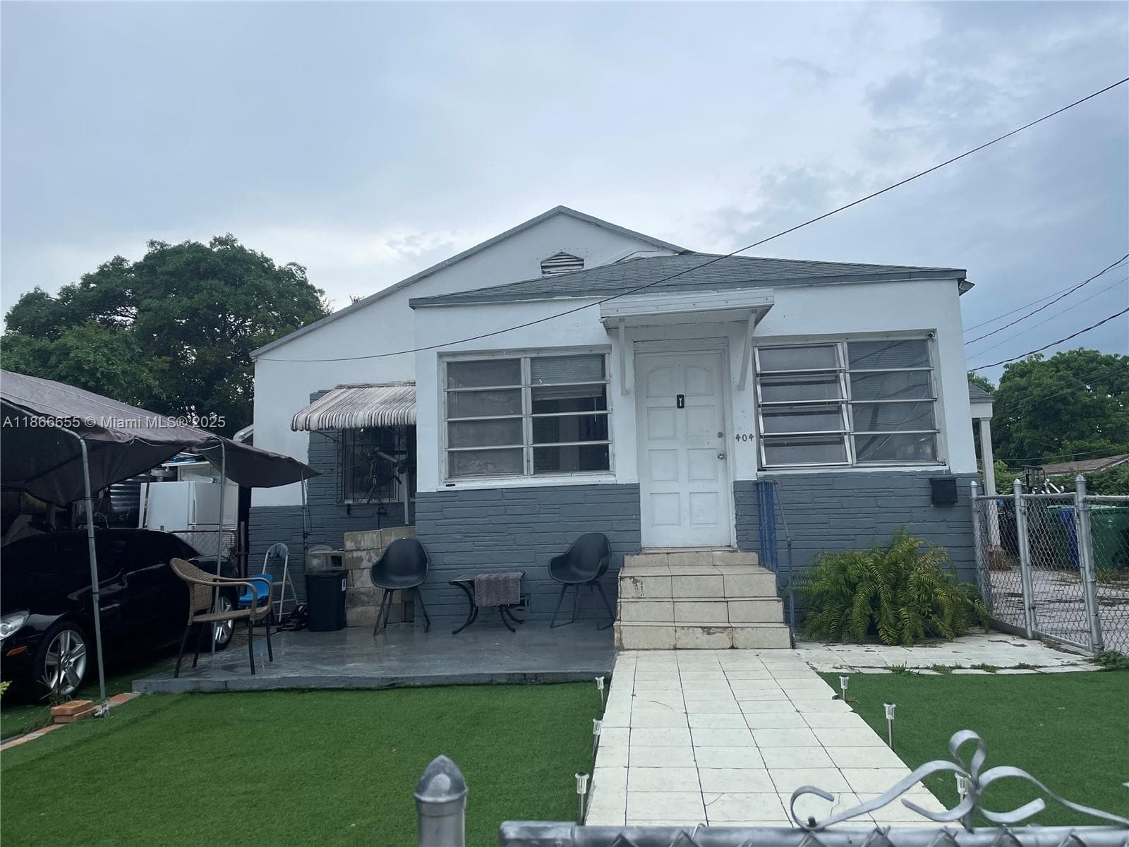404 NW 23rd Ct