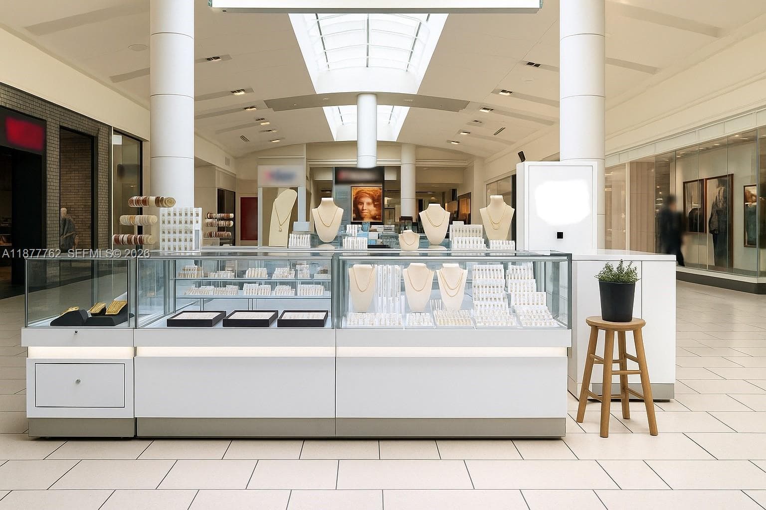 Jewelry Kiosk FOR SALE In Dadeland Mall
