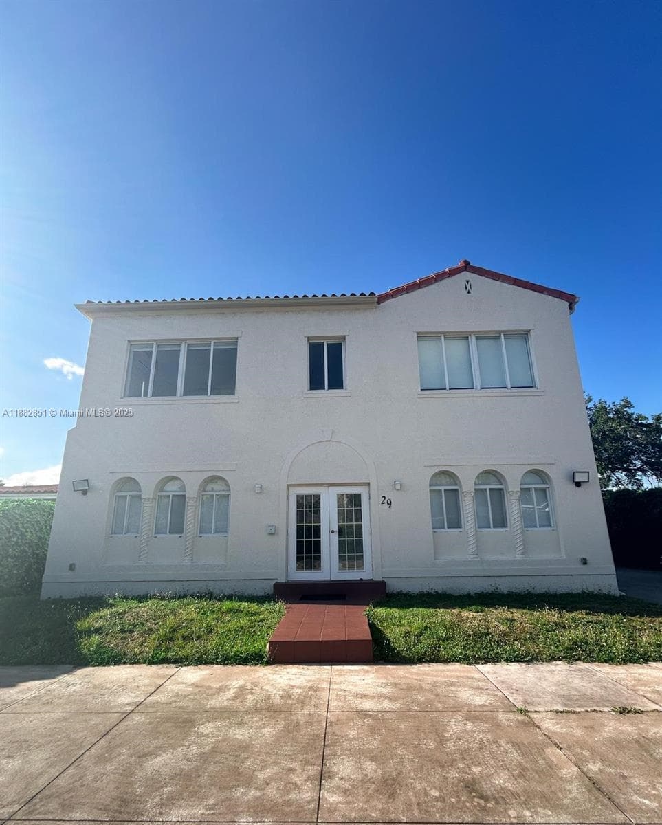29 Oviedo Ave