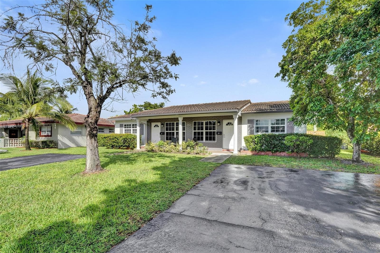 4017 Woodside Drive