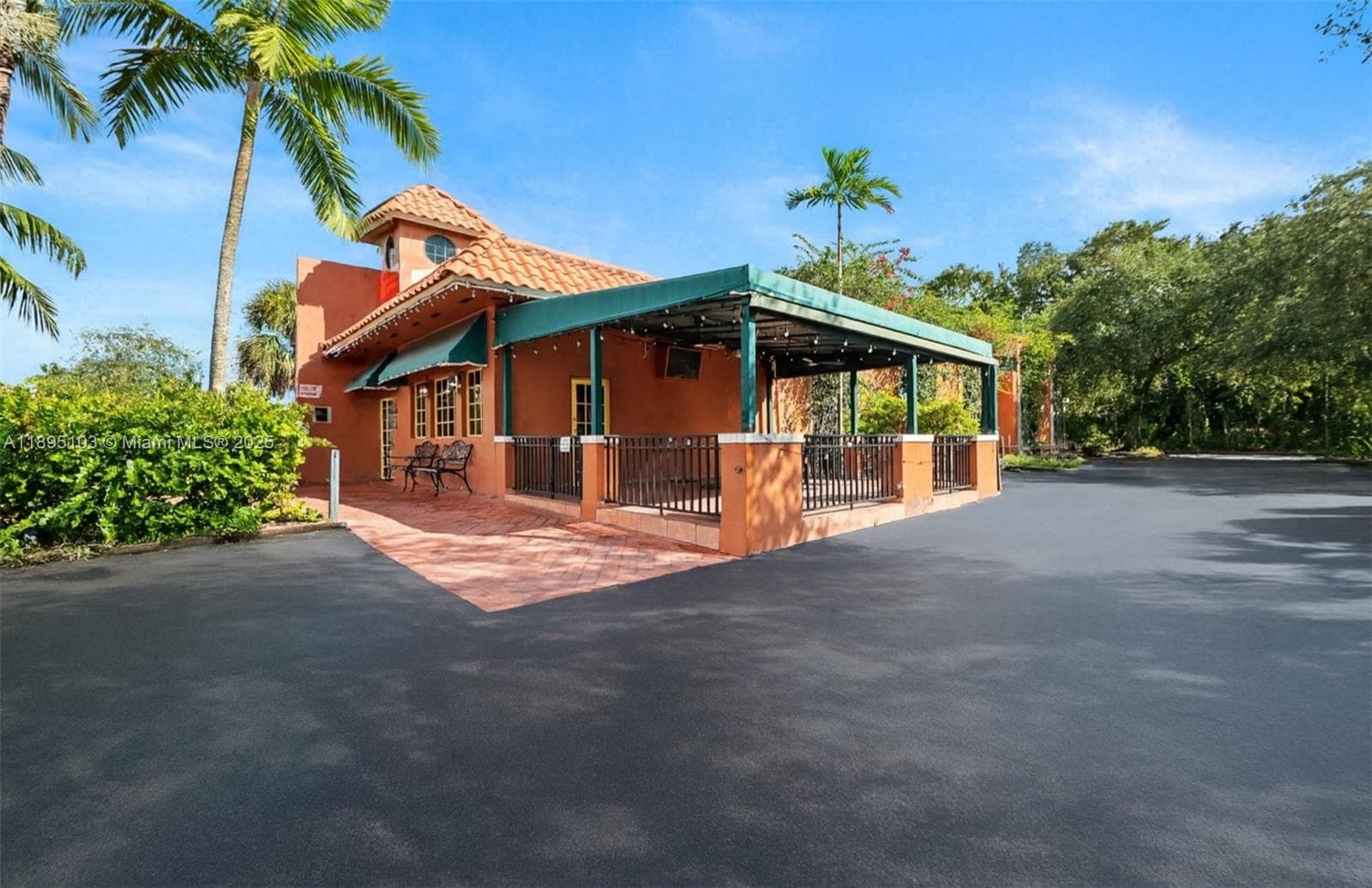 6330 Miramar Pkwy