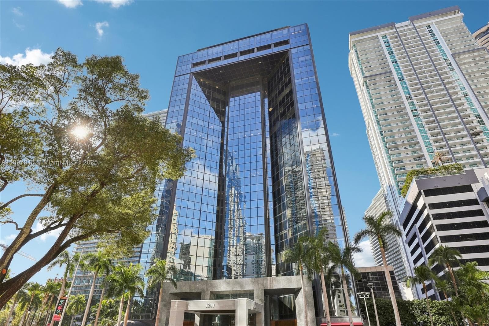 1200 Brickell Ave # D