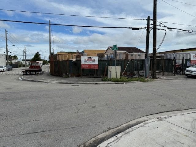 2484 NW 21st Ter