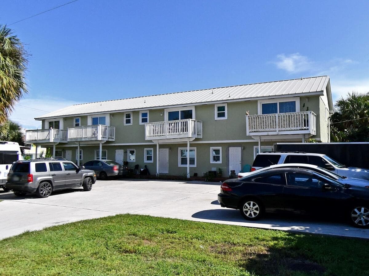 1807 Saint Lucie Court