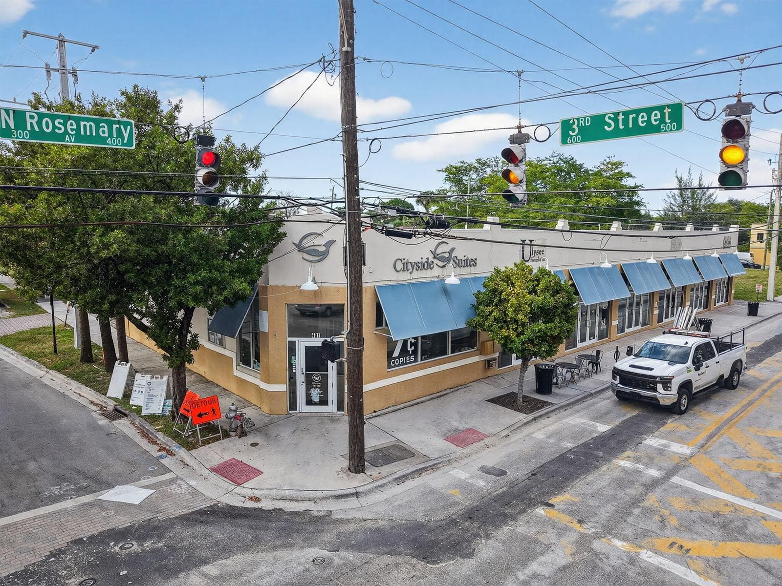401 N Rosemary Avenue