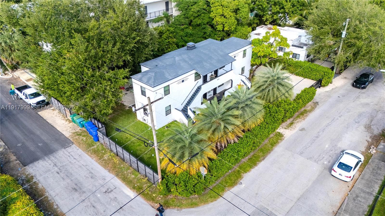 8270 NE 1st Pl