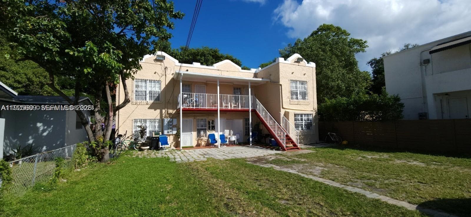 251 NW 34th Ter
