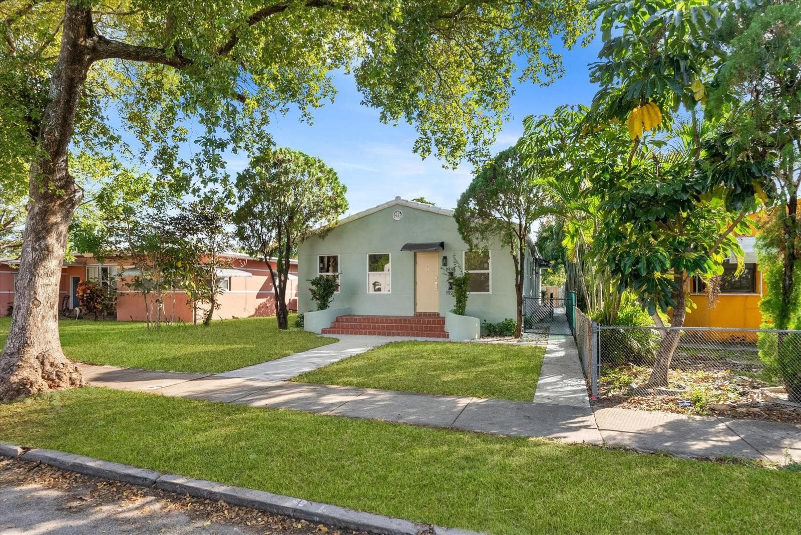 1928 Adams Street
