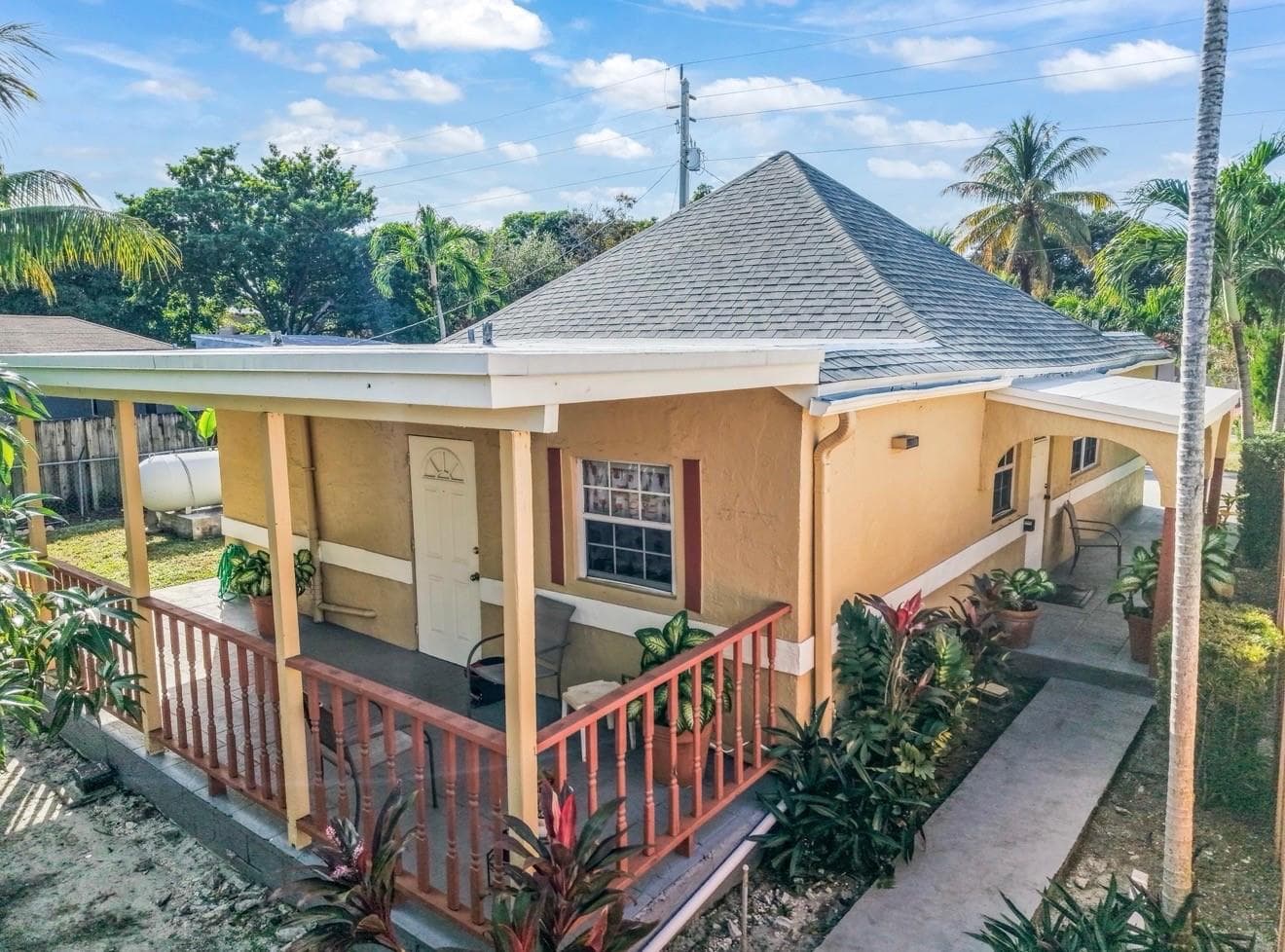 117 SW 1st Avenue
