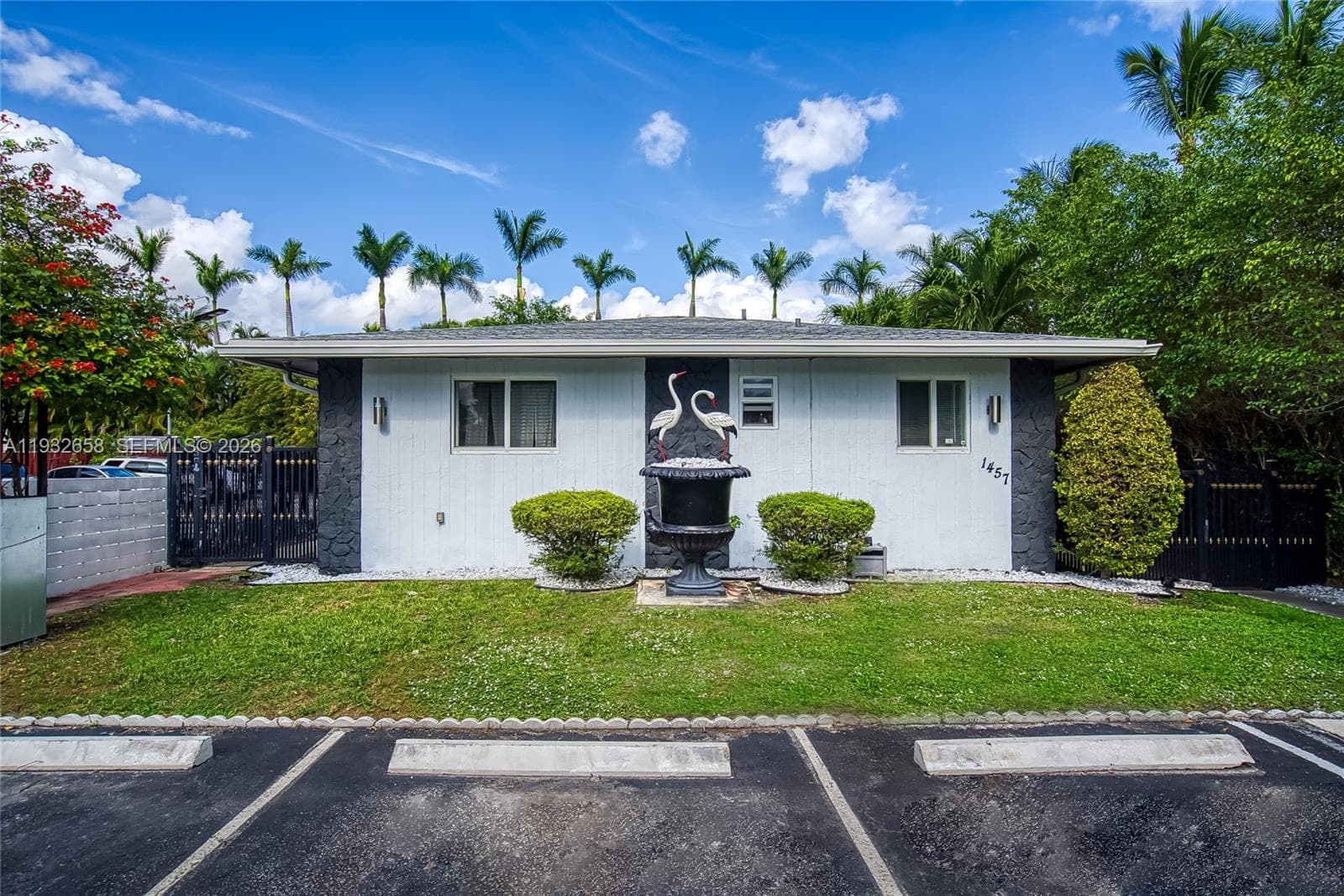 1457 Atlantic Shores Blvd