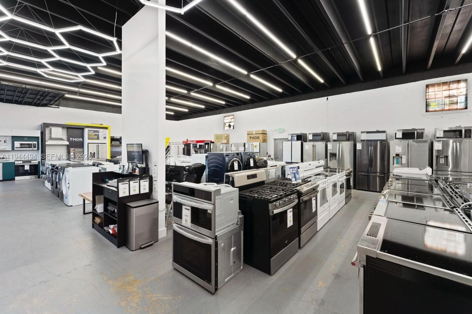 Appliances Sales Store