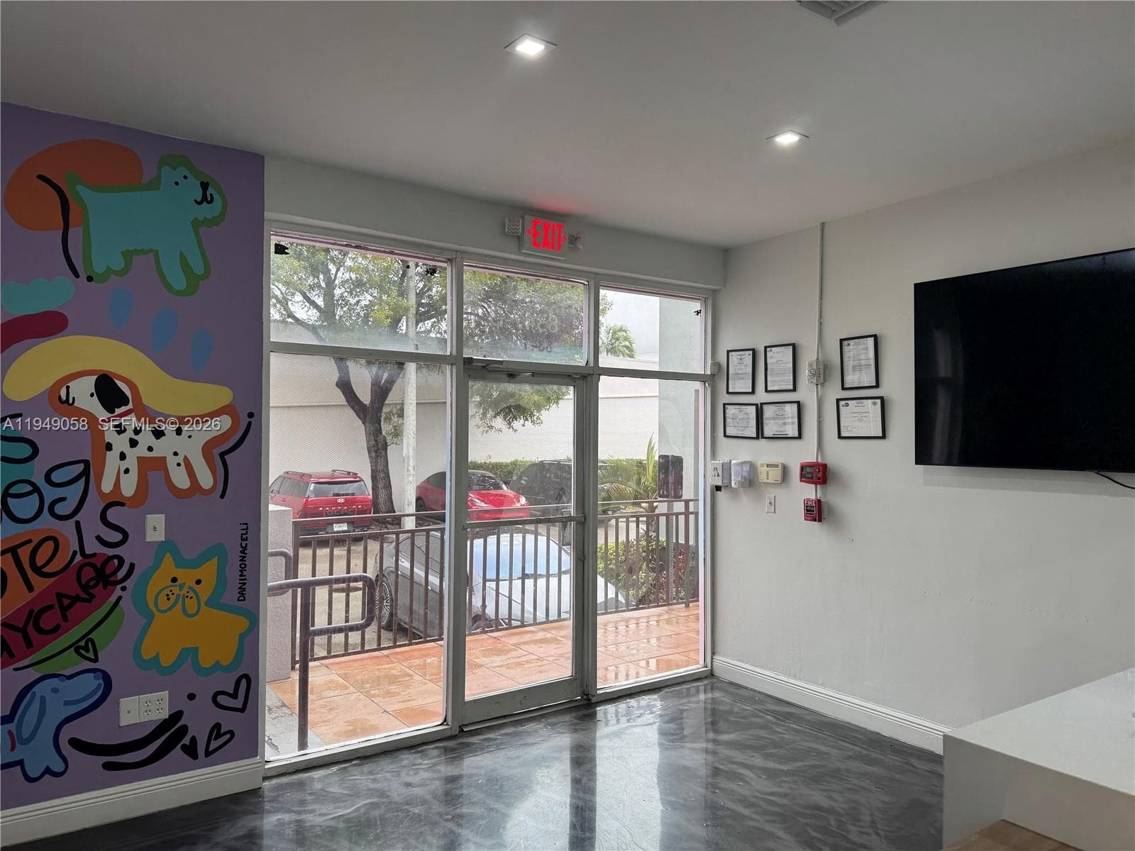 8347 NW 36th St