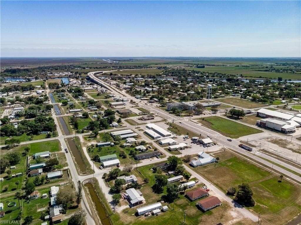600 & 642 US HWY 27