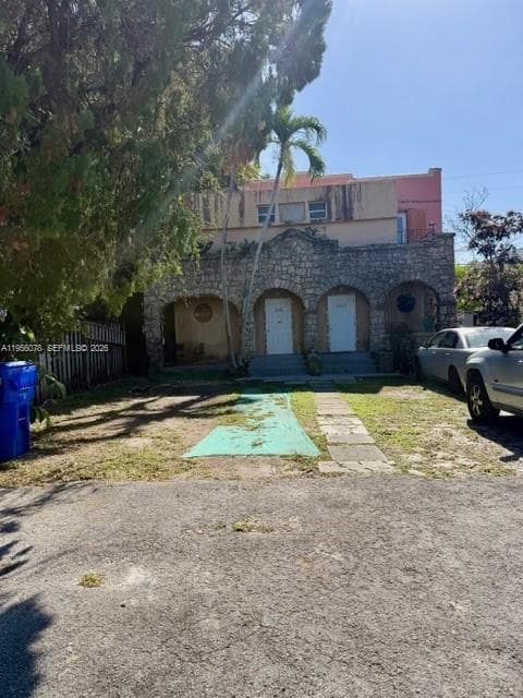 3460 SW 24th Ter