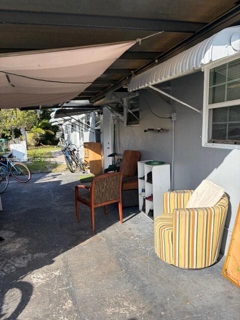 1913 SW Gardenia Rd