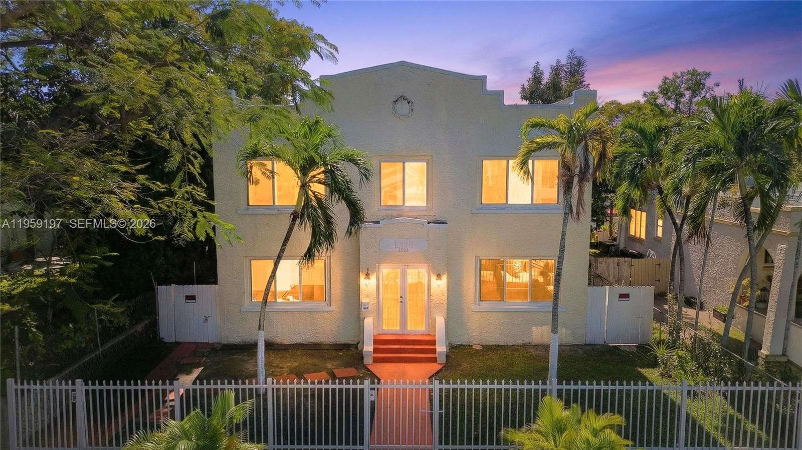 1630 SW 10th St