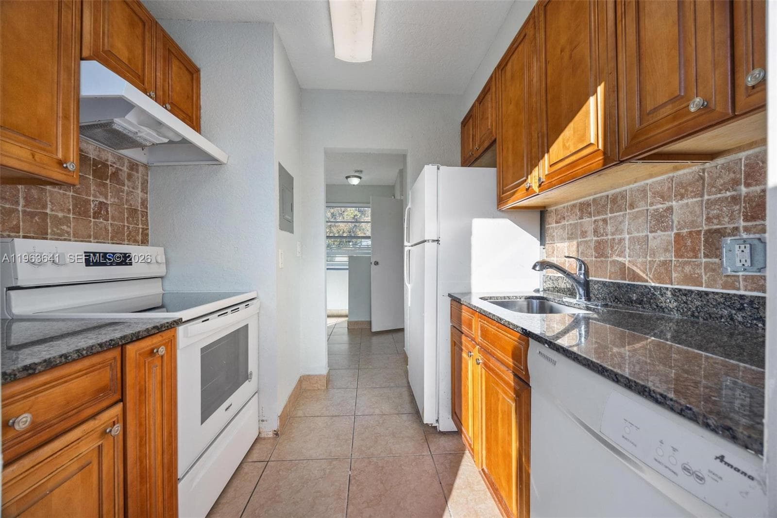 2525 N 23rd Ave