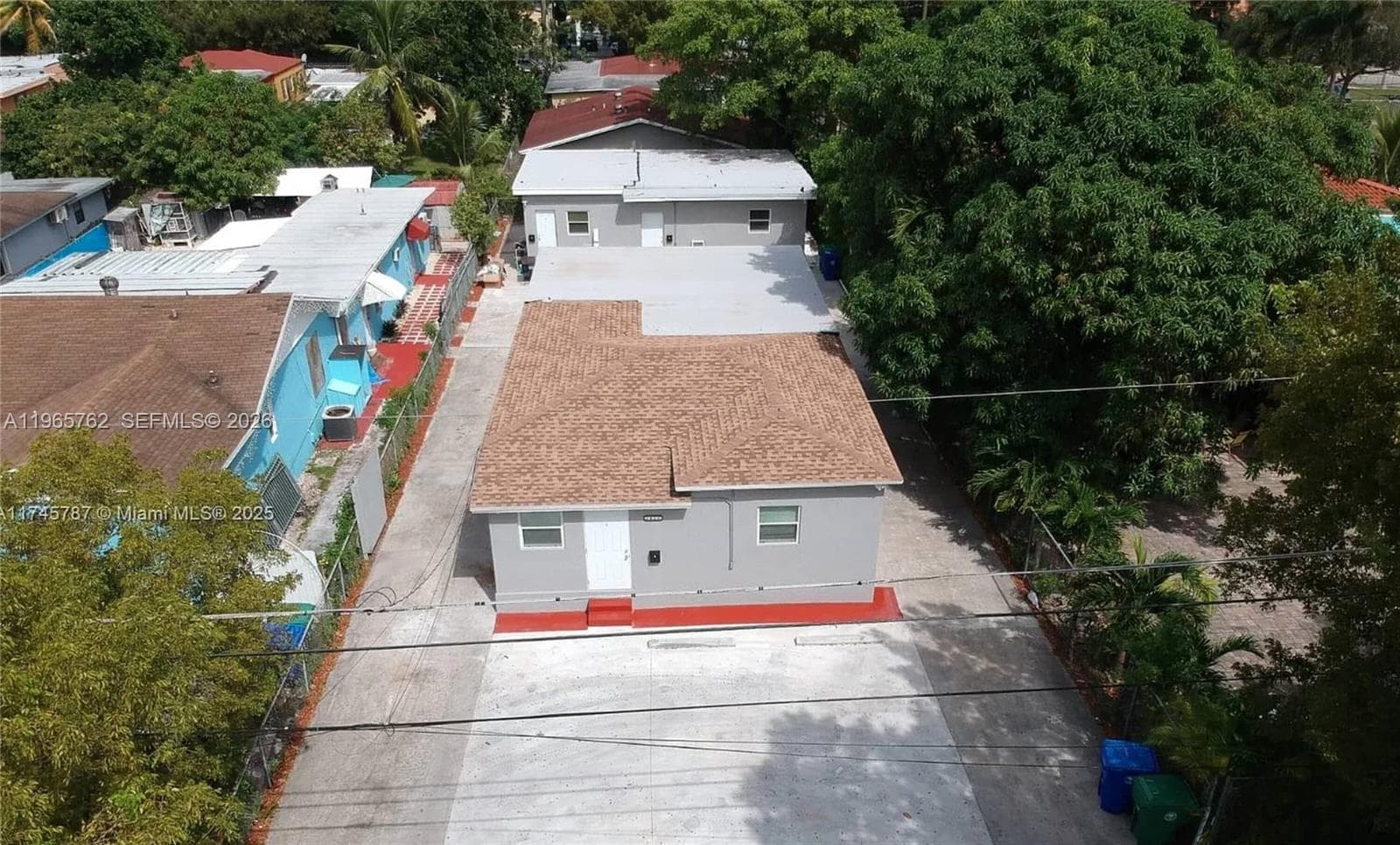 2425 NW 28th St