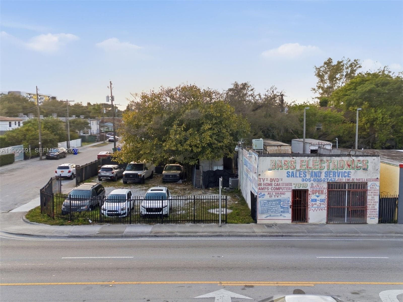 7010 NW 7th Ave