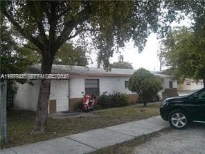 2100 NW 4th St
