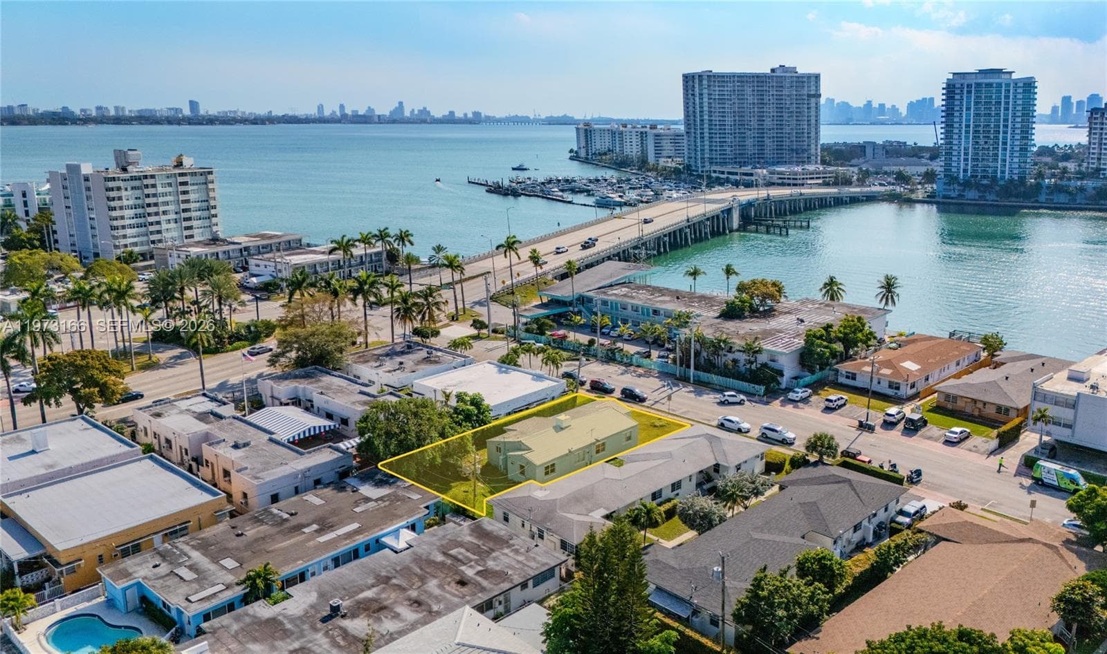 2125 Bay Dr