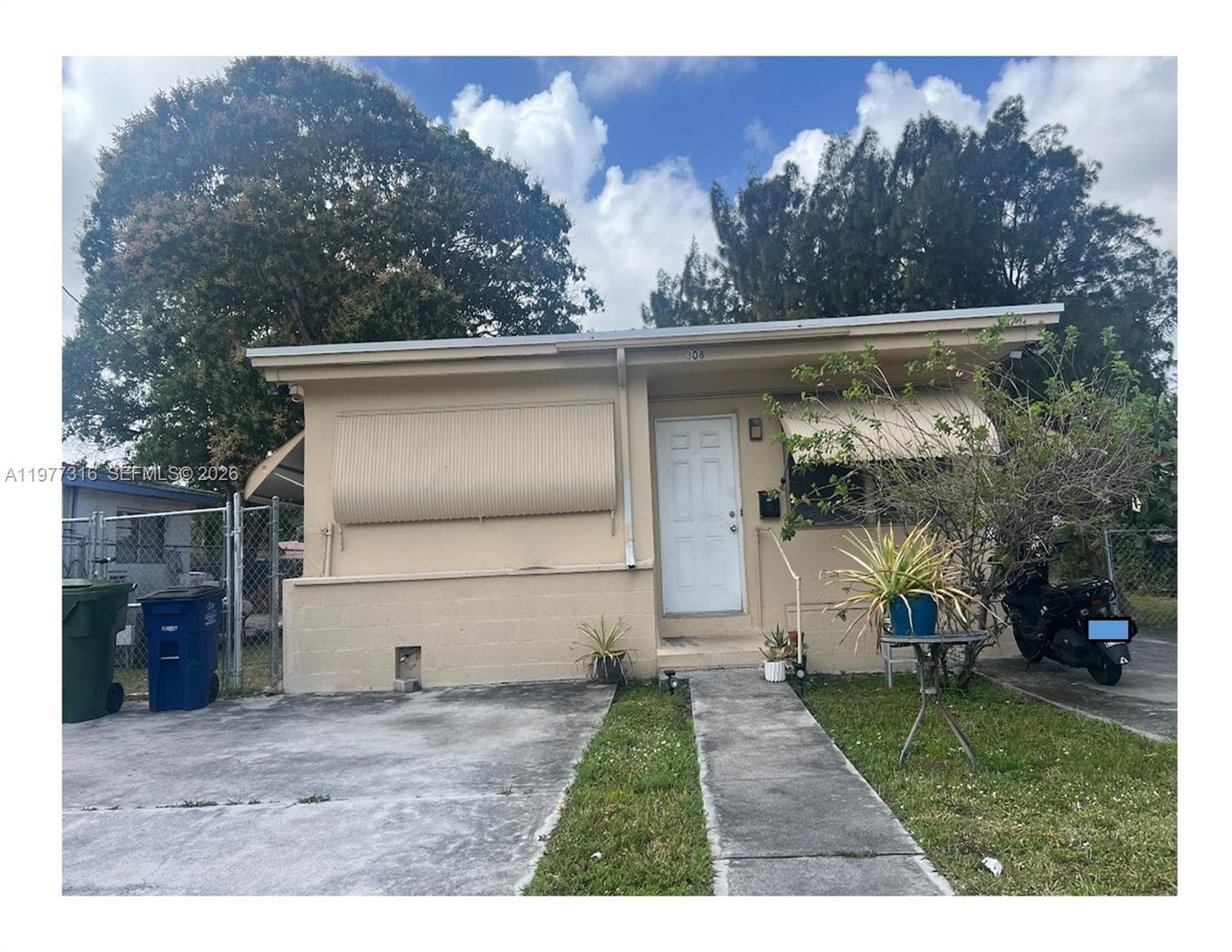 308 SE 4th Ave