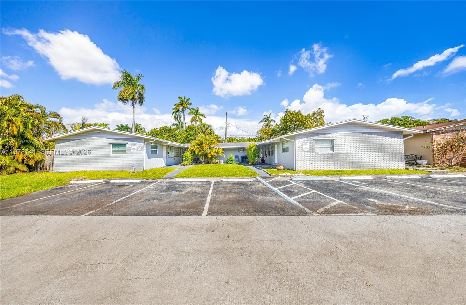 355 NW 32nd St # 6