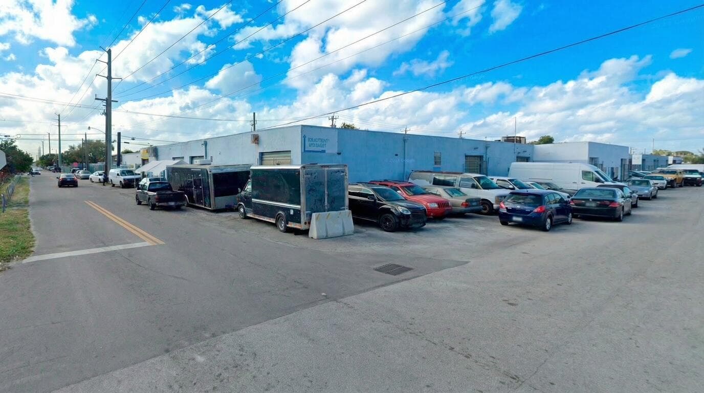 705 NW 8th Avenue