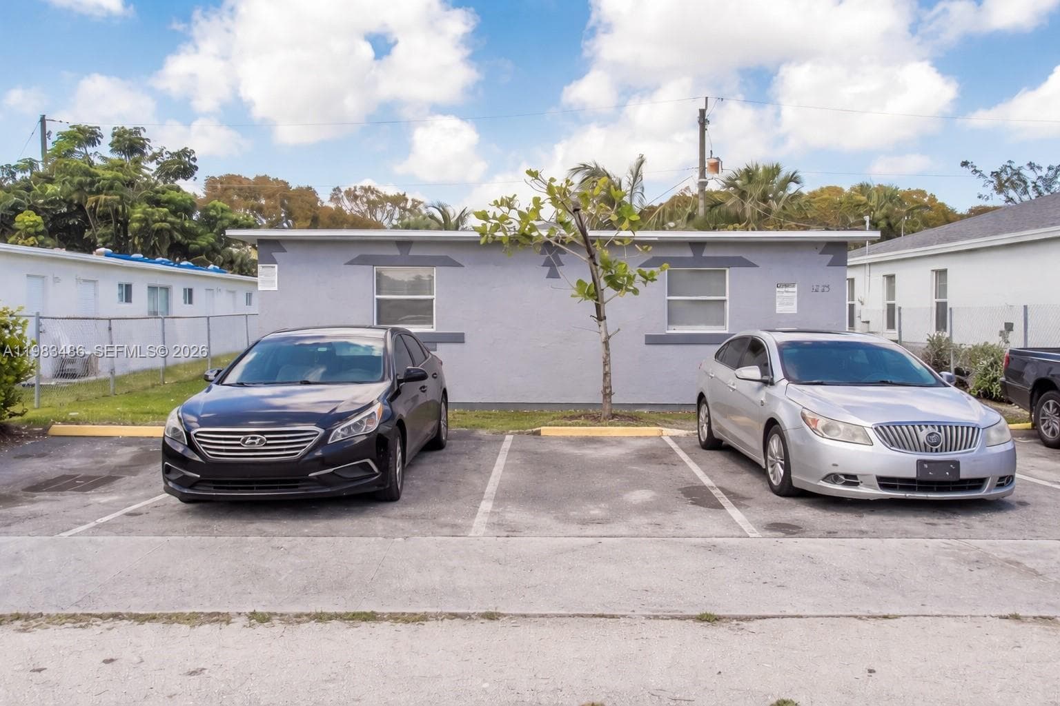 1225 NW 2nd St