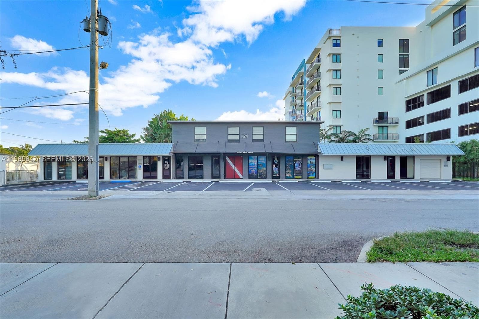 24 NE 1st Ave