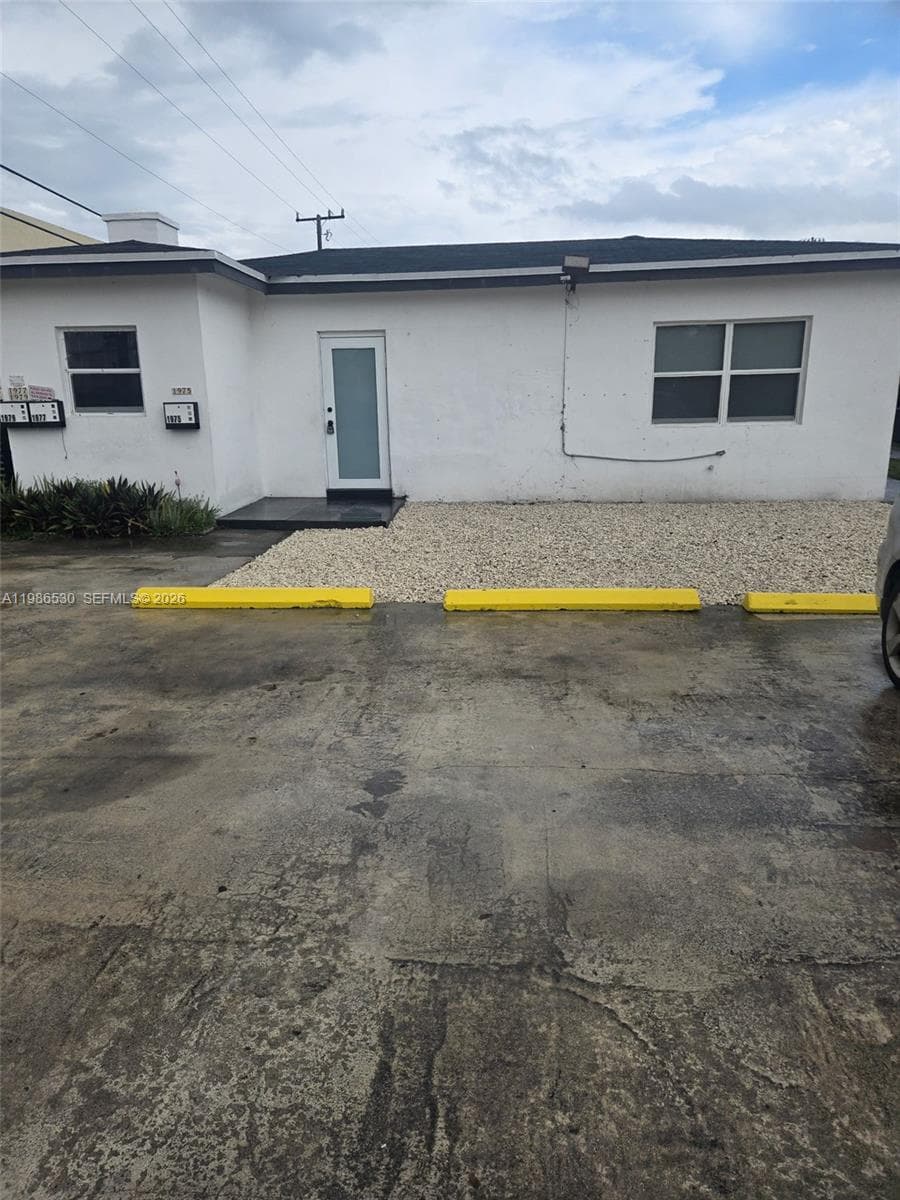 1975 NW 24th Ct