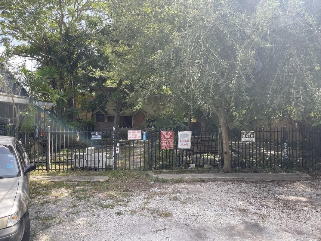 252 NE 57th Street