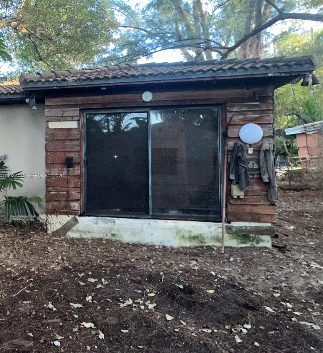 1325 Normandy Dr
