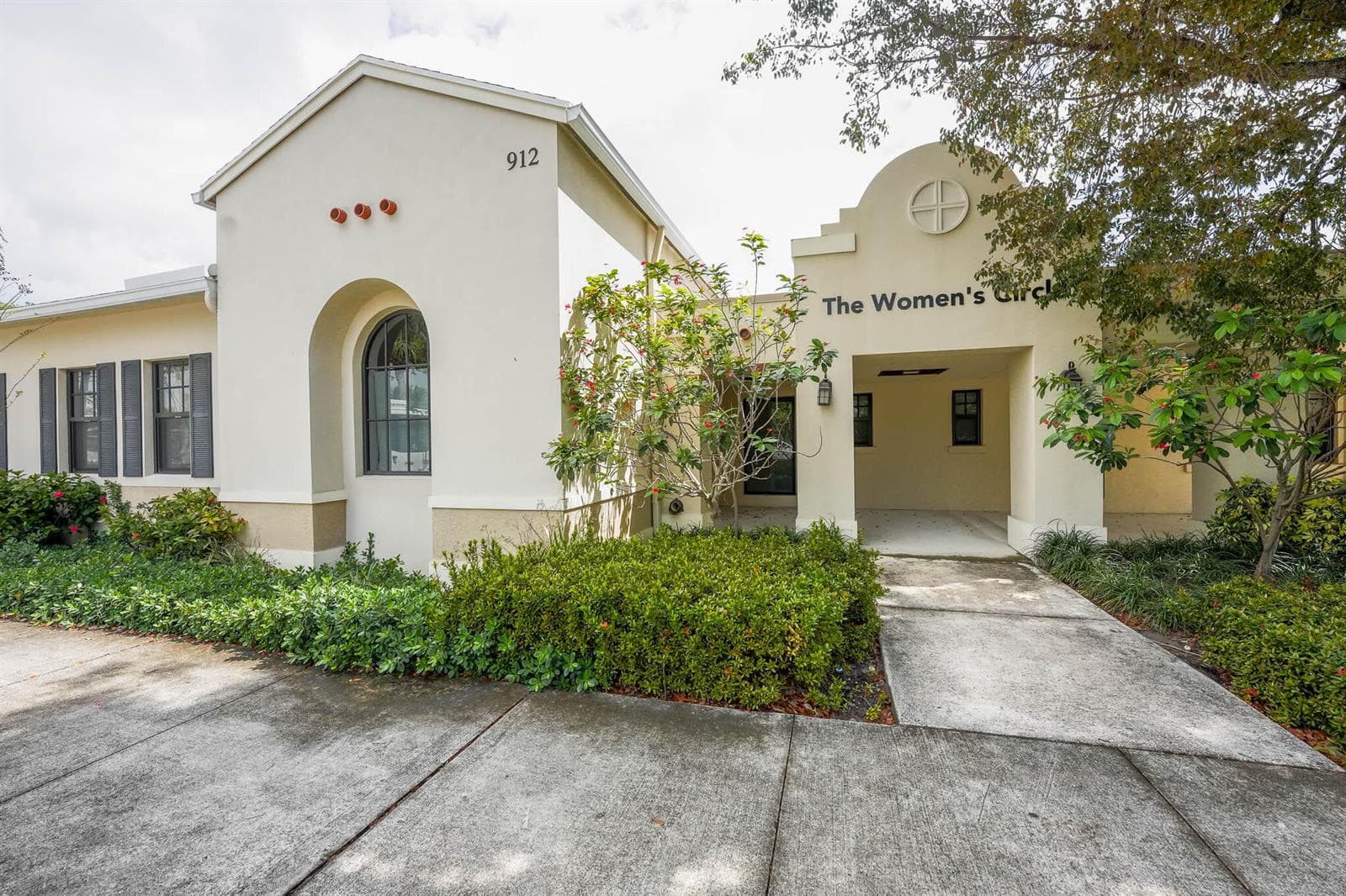 912 SE 4th Street