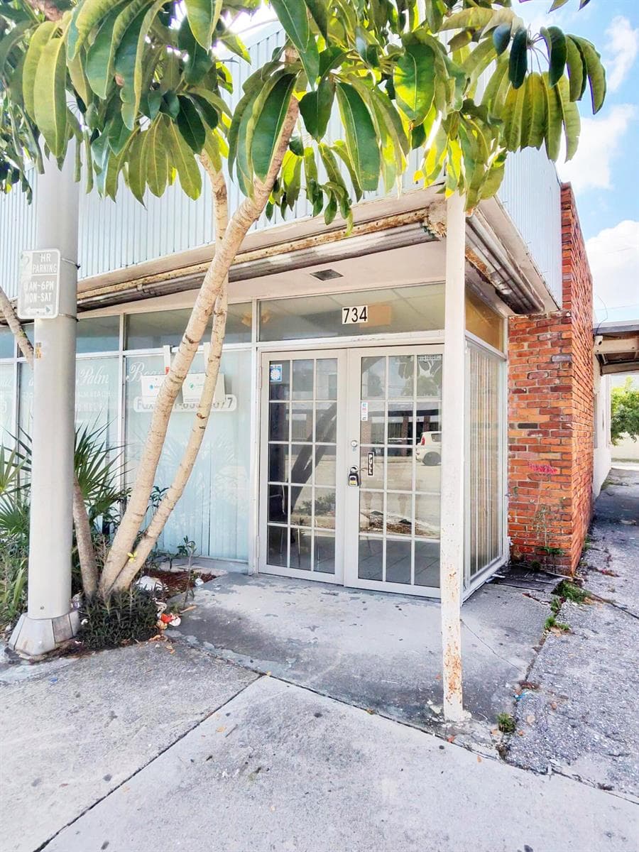 734 Belvedere Road