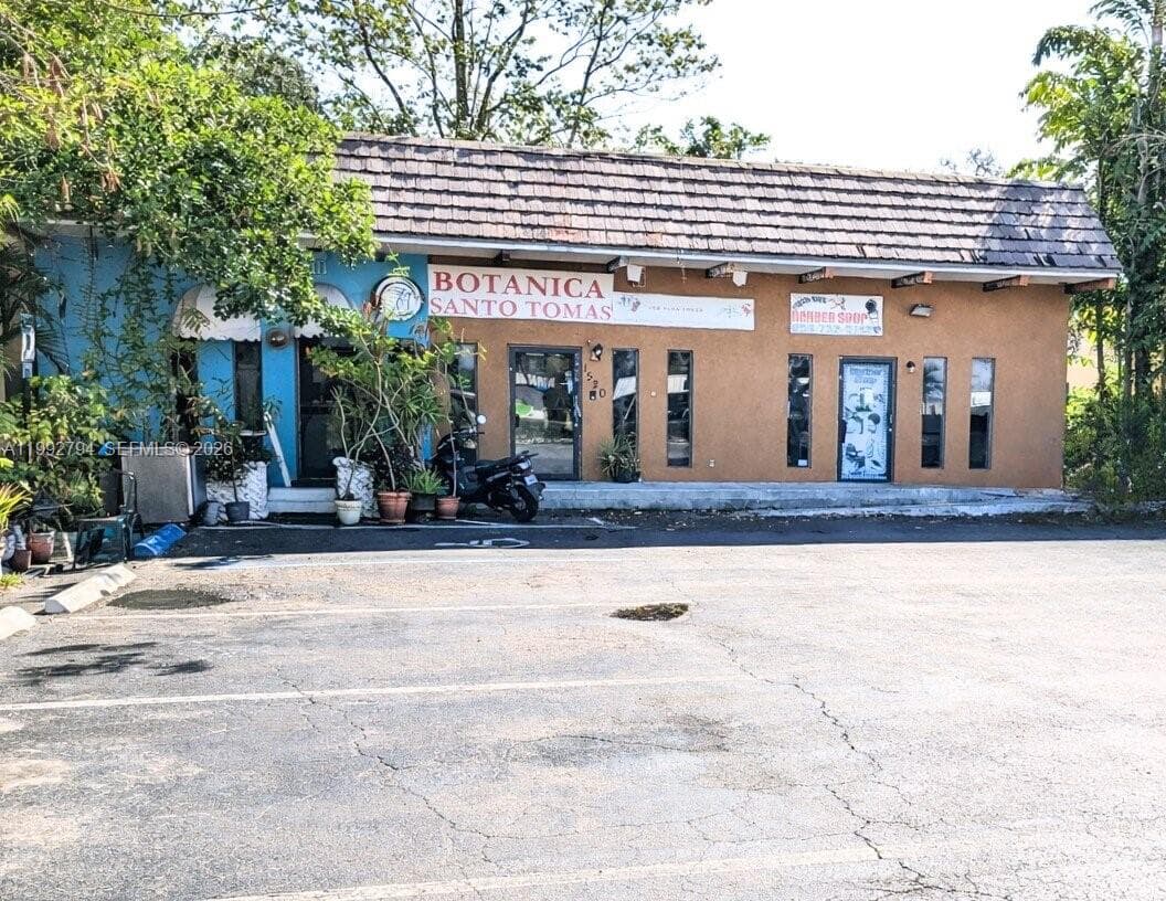 1518-1522 NE 4th Ave