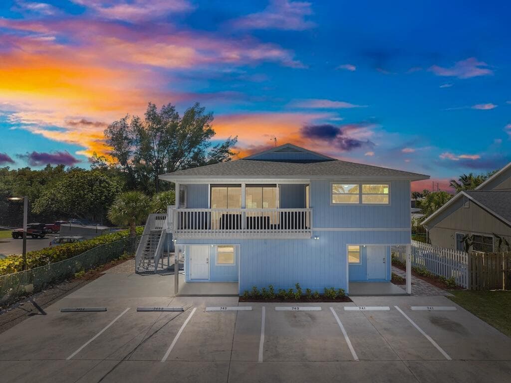 741 Hernando