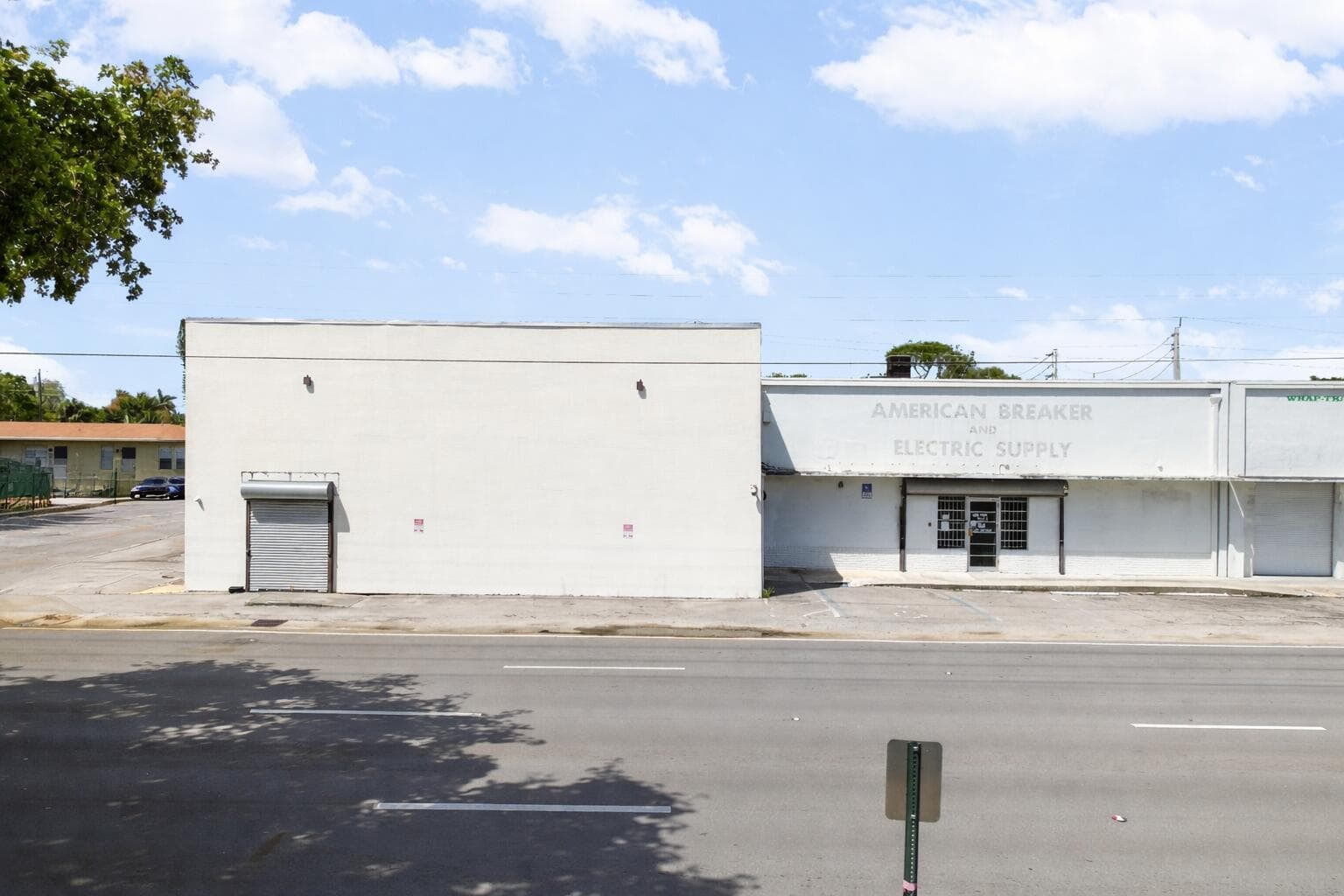 1800 N Dixie Highway