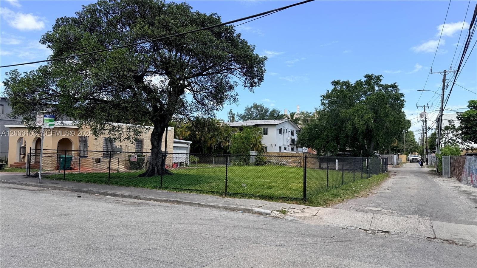 33 NW 21st Ave